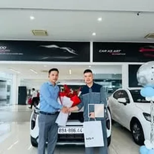 Kia Hưng Yên - Hoạt động hỗ trợ khách chọn xe tại Khoái Châu.